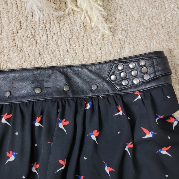Torrid Knee Length Flare Skirt Plus Skater Black  Studded Novelty Print Birds - Picture 3 of 16